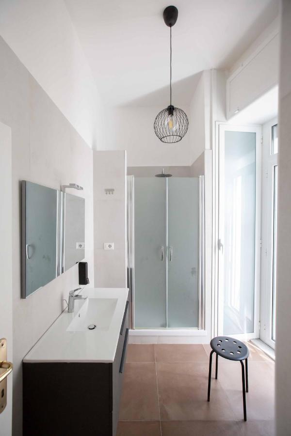 Domus Delia Luxury Apartment Nápoly Kültér fotó