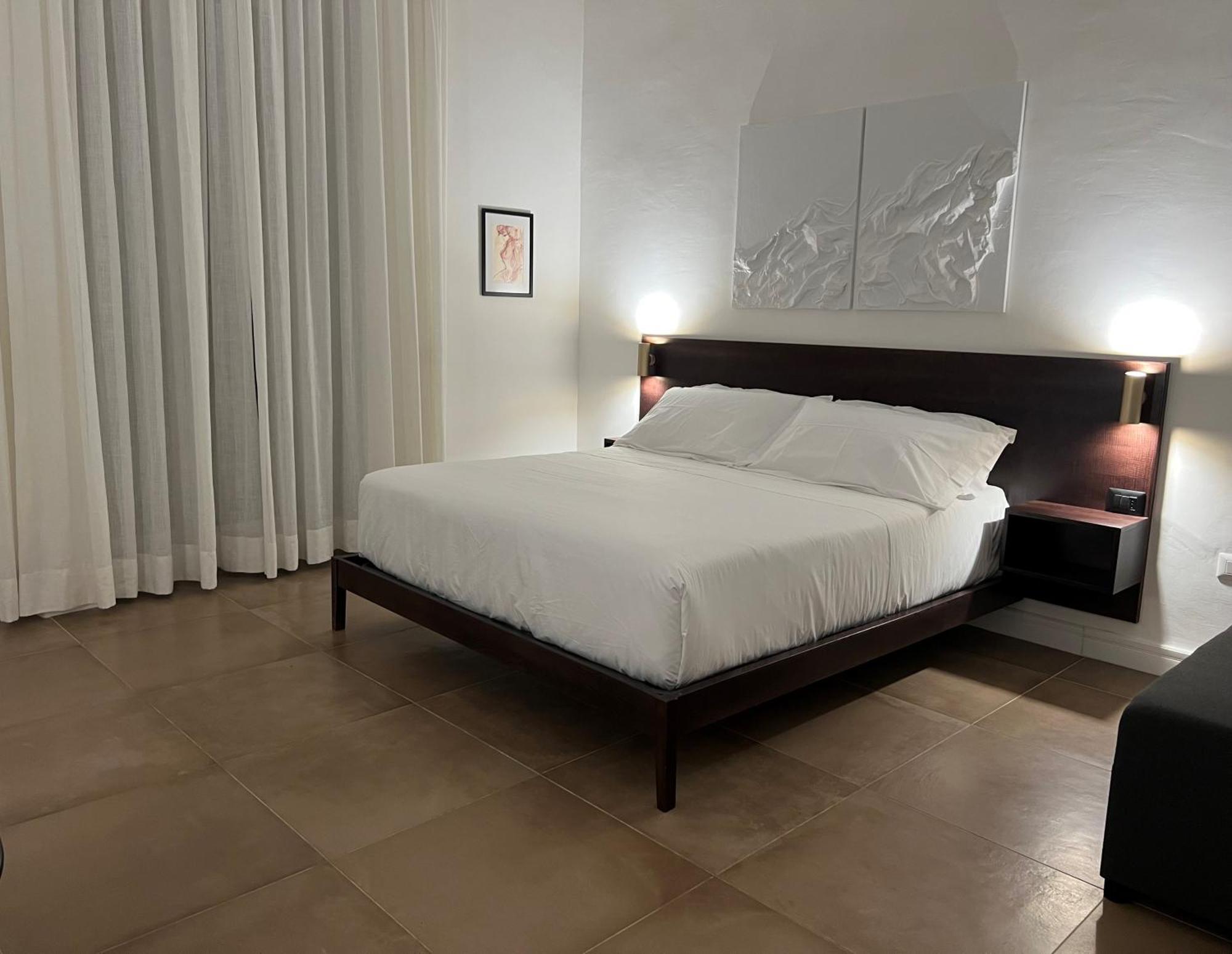 Domus Delia Luxury Apartment Nápoly Kültér fotó